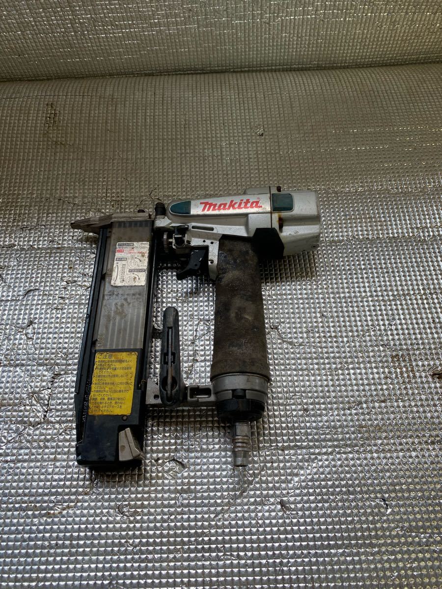 makita マキタ 常圧 仕上釘打  AF502N 中古品拍卖