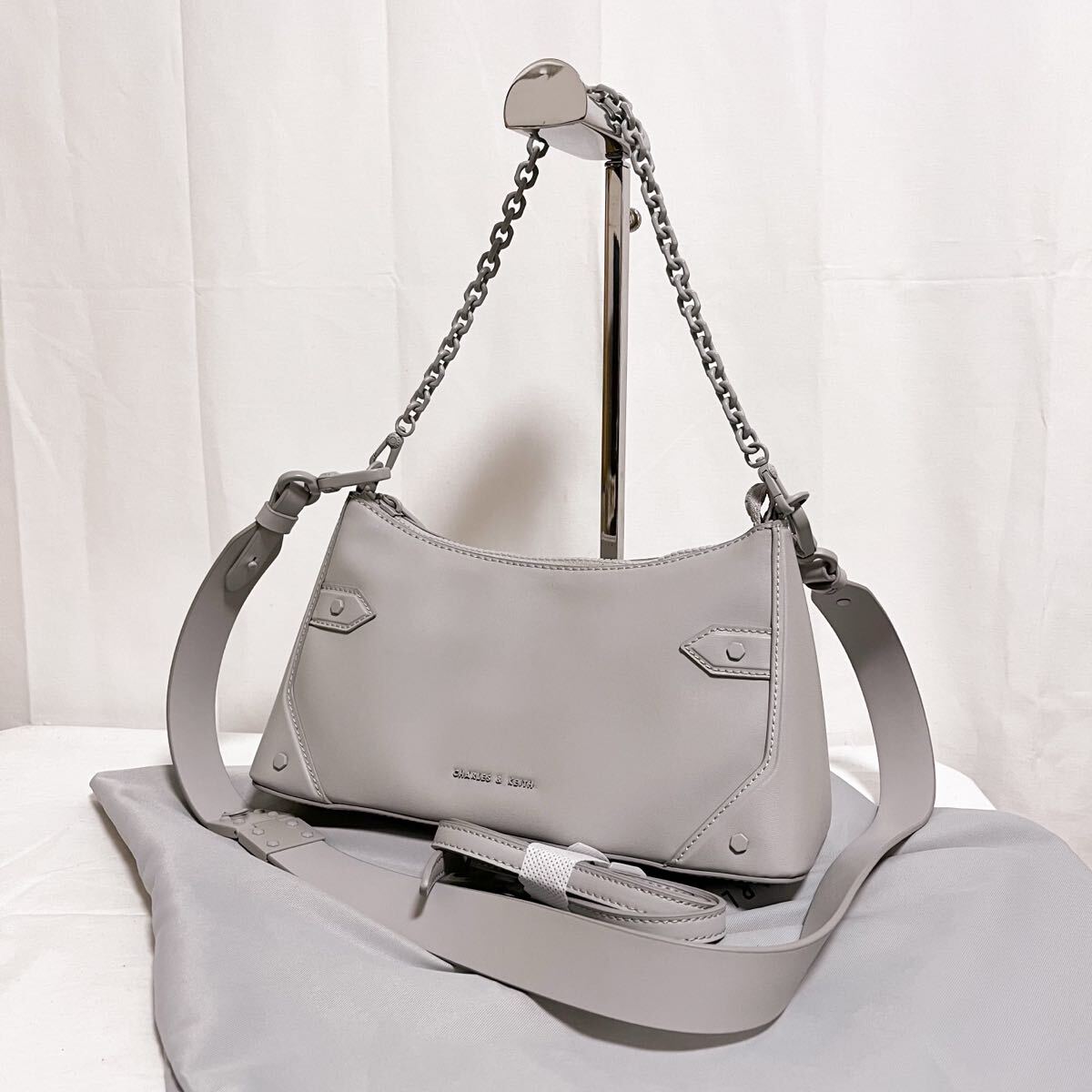 K14★ 美品 CHARLES&KEITH チャールズアンドキース チェーンバッグ ハンドバッグ ショルダーバッグ グレー レディース拍卖
