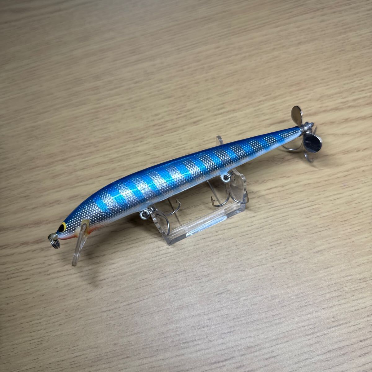 【美品】バグリー スピナーテールバングオー#5 ラインアイ真鍮(ID05410)拍卖