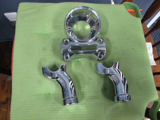 ハーレーFXSB ライザー&アッパークランプ 55900034 55900043 ブレイクアウト拍卖