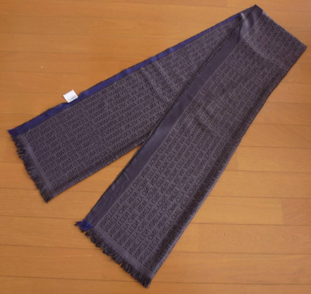 ARMANI EXCHANGE アルマーニ エクスチェンジ ロゴ総柄' ストール 即決あり!拍卖