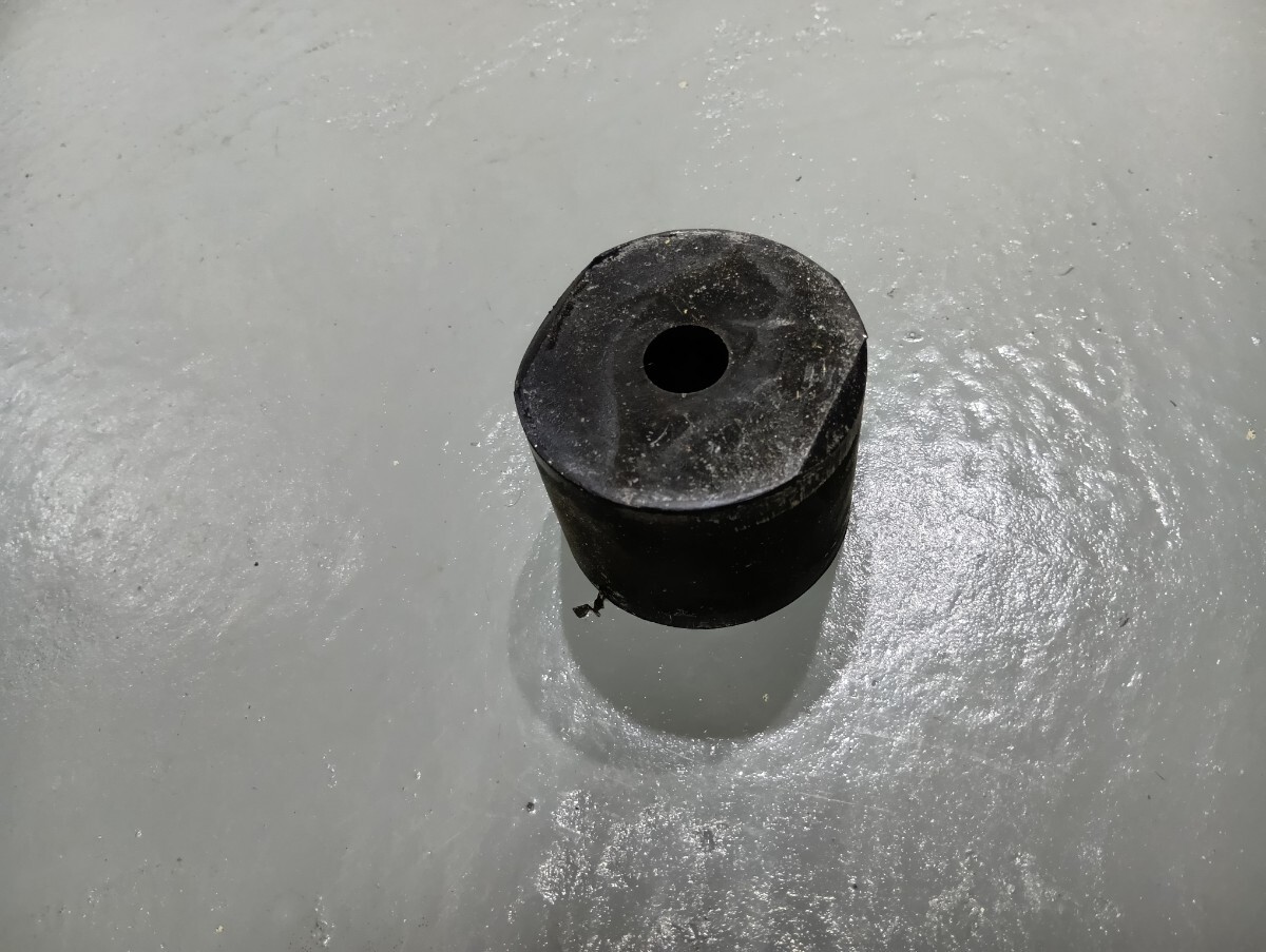 ブリジストン 防振ゴム EK-0009 10個セット拍卖