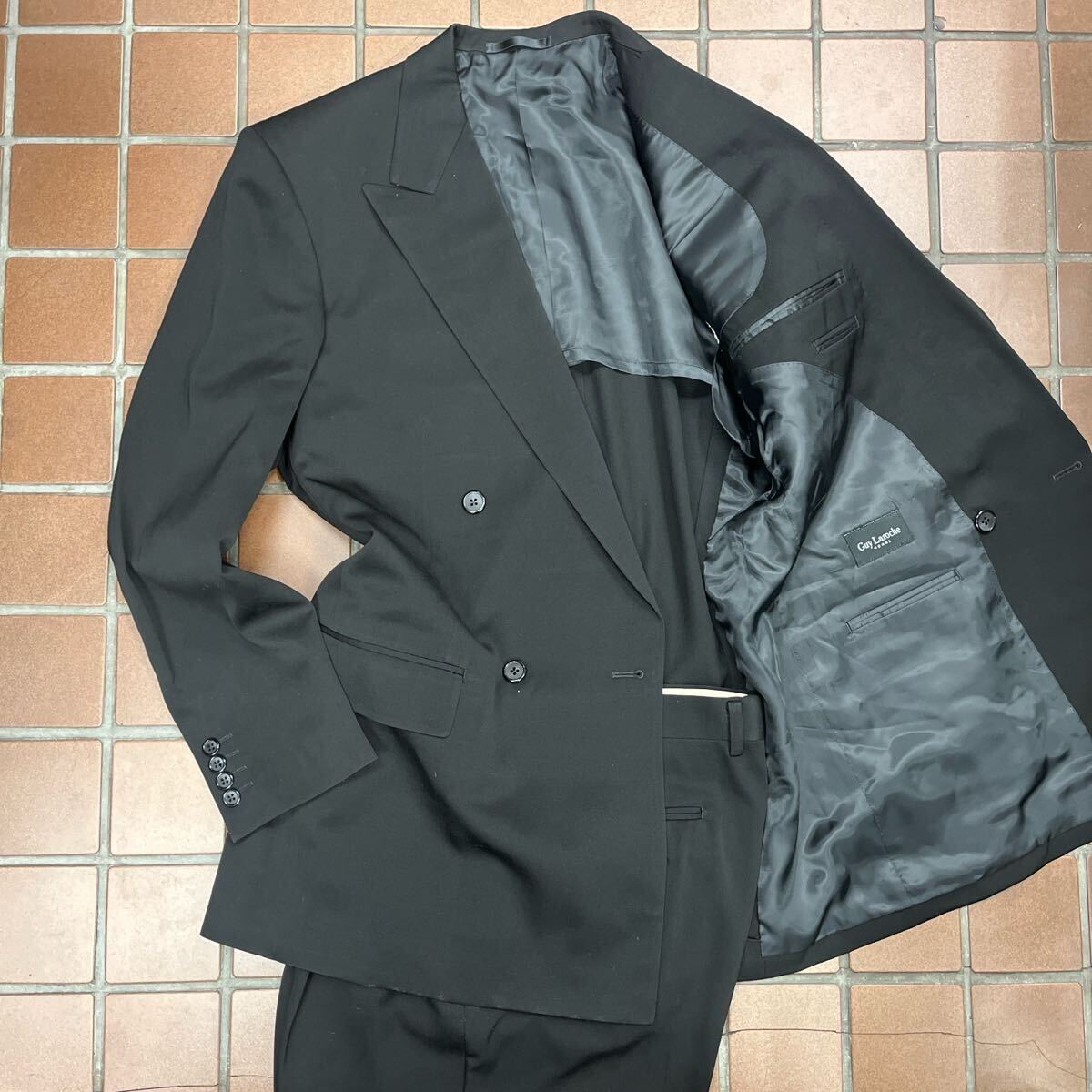 新品☆未使用【サイズA7 XL★礼服】4Bダブルスーツ メンズスーツ 真っ黒 ブラックフォーマル 喪服 背抜き セットアップ 極上ふわふわ拍卖
