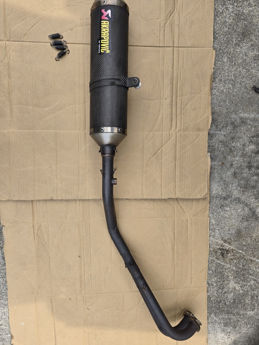 YAMAHA TMAX 2型 SJ04J 外し AKRAPOVIC カーボンマフラー e1 MS-H14 T-MAX SJ04J アクラポビッチ フルエキ T-MAX 2型 AKRAPOVIC フルエキ拍卖