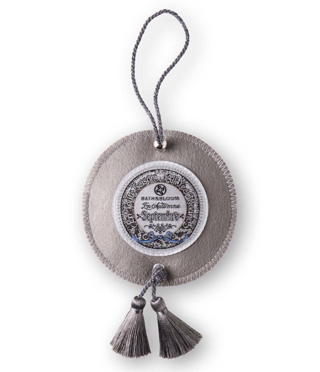 匿名配送 送料無料 Bath&Bloom En Toute Saison Sachet サシェ 香り 誕生月 9月 タイ ギフト おしゃれ拍卖