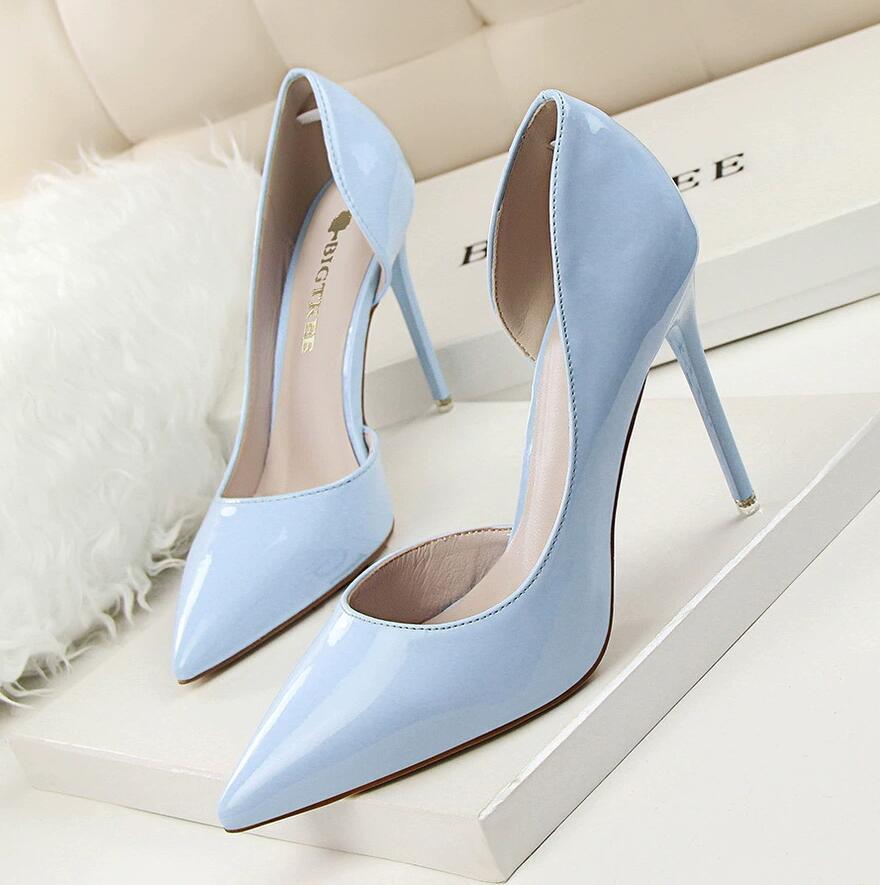 新作エナメルポインテッドパンプス ハイヒール ピンヒール ラウンジ キャバ嬢 美脚パンプス パーティー 結婚式披露宴 謝恩会 同窓会拍卖