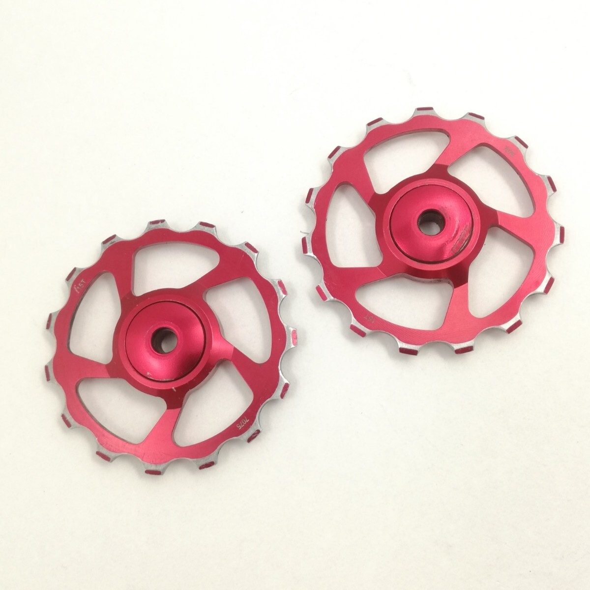 TNI プーリー 15T 2ヶ拍卖