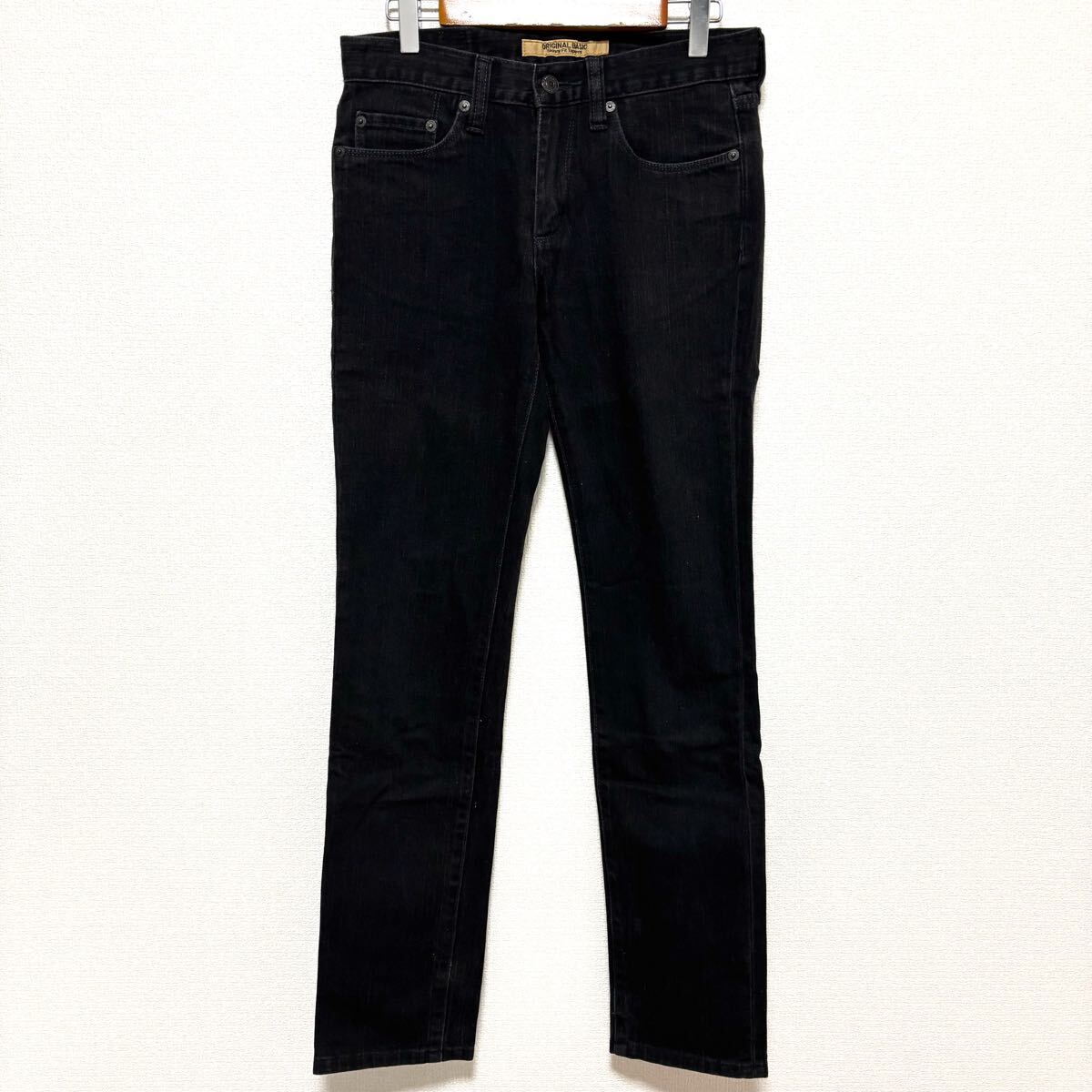 【UNIQLO】ユニクロ デニムパンツ ジーンズ スキニー フィット カジュアル T-000 脚長 スタイルアップ ブラック 28(70㎝) / Y26595zz拍卖