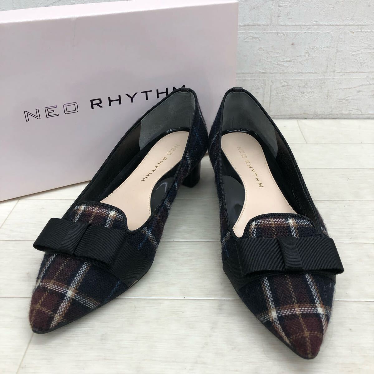 1708〓 NEO RHYTHN ネオリズム パンプス レディース サイズ23.5 チェック柄 タータンチェック ダークブラウン ネイビー 靴 シューズ拍卖