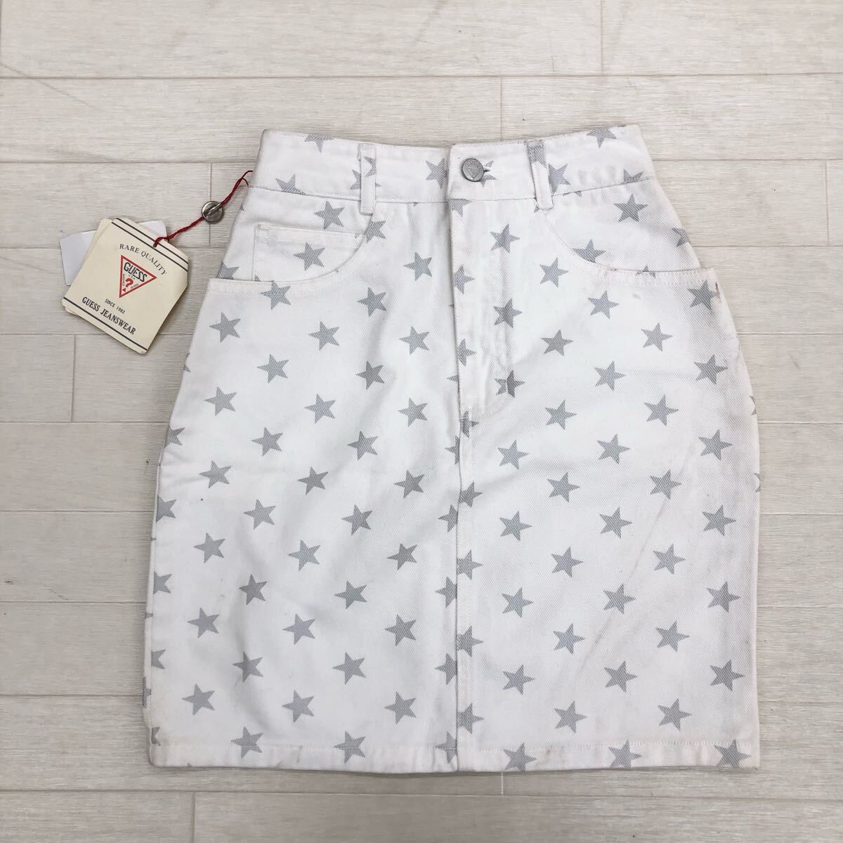 1715〓 新品訳あり品 GEORGES MARCIANO for GUESS ゲス ミニスカート レディース サイズ42 ホワイト シルバー 星柄 ボトムス ジップフライ拍卖
