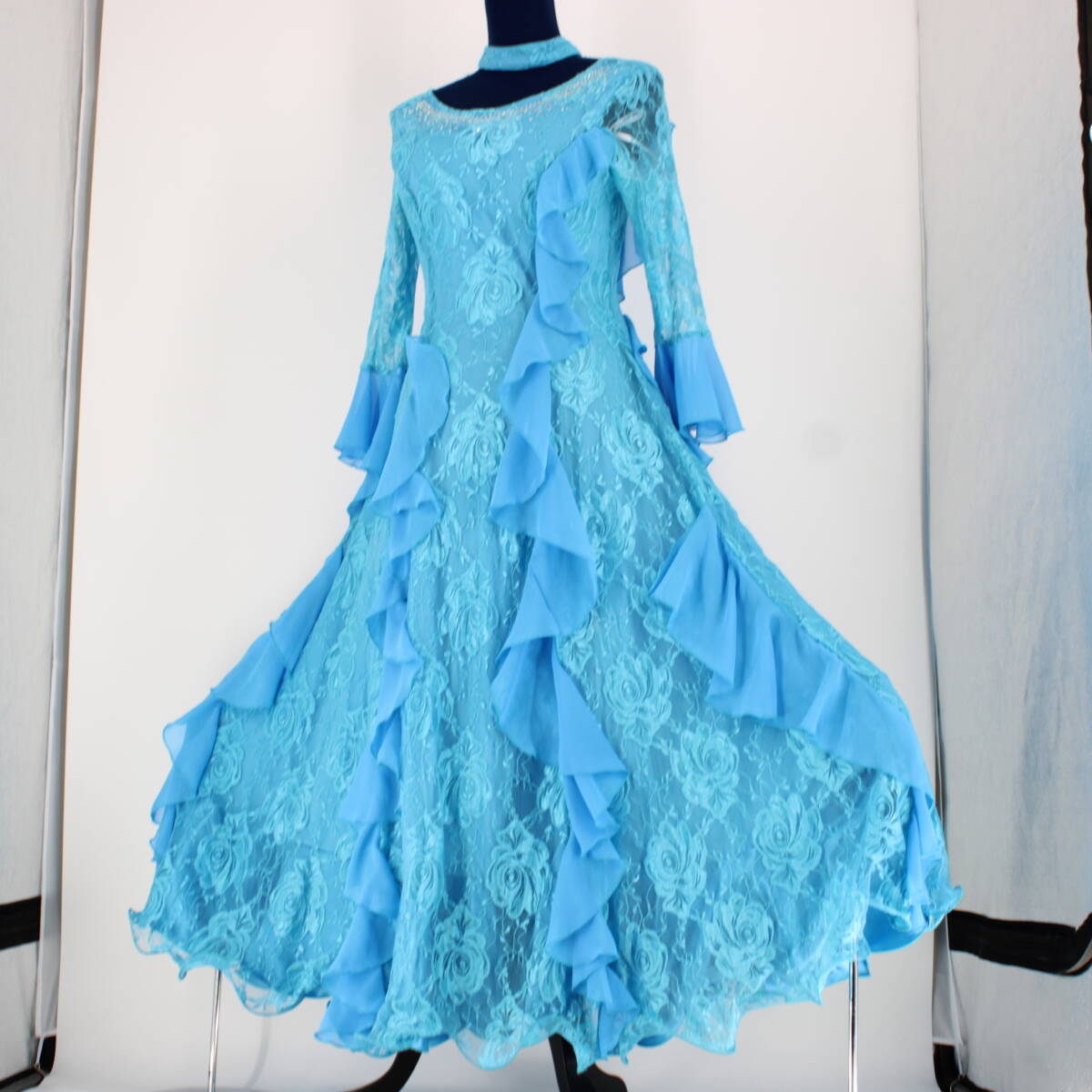 『送料無料』【美品 社交ダンス衣装】ワンピース ドレス prima boutique プリマブティック 水色 ライトブルー ラインストーン 花柄 レース拍卖