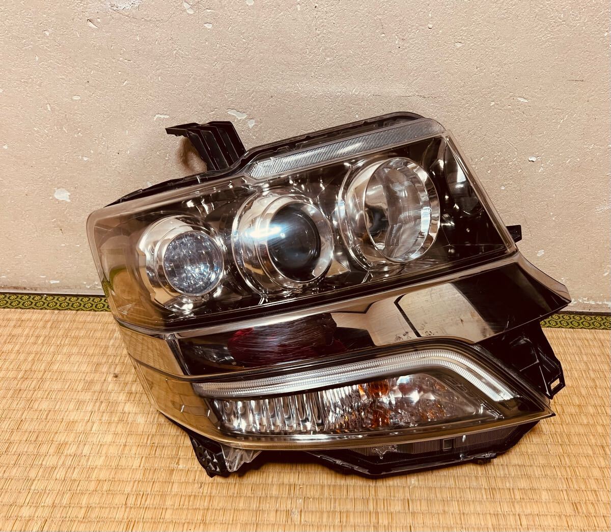 N-BOX DBA-JF1 カスタム 右ヘッドランプASSY コイト100-62221 ヘッドライト ICHIKOH ヘッドランプ拍卖