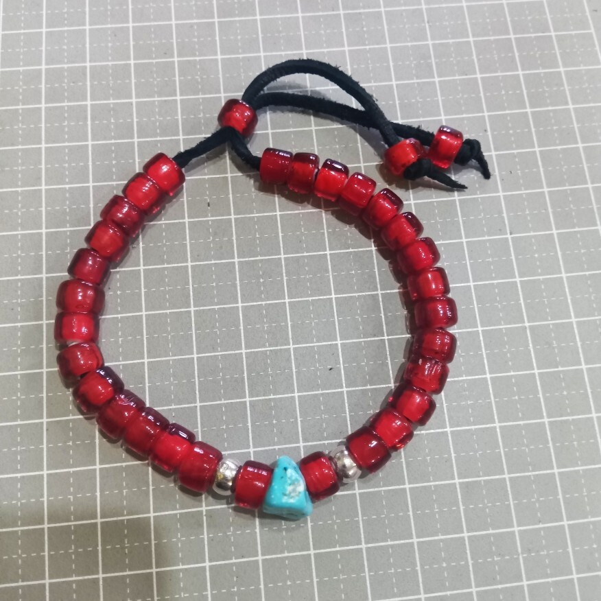 ホワイトハーツビーズ ブレスレット TQ シルバー925ビーズ拍卖