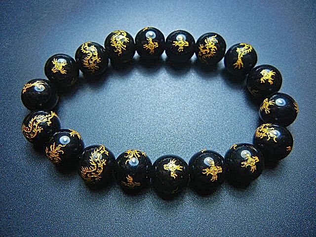 ★西蔵天珠数珠★JFV3389 黒オニキス 10mm「飛龍」彫り 超勧め拍卖