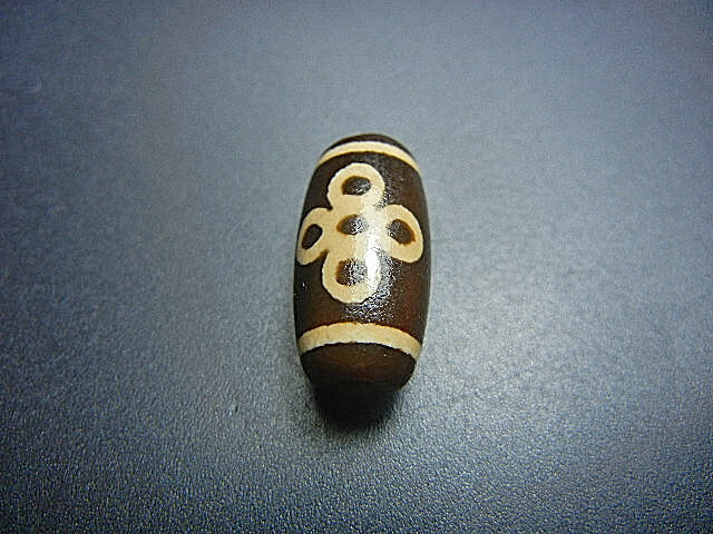 ★西蔵至純天珠★XT9442 五眼稲妻 特上級 20mm入手難拍卖