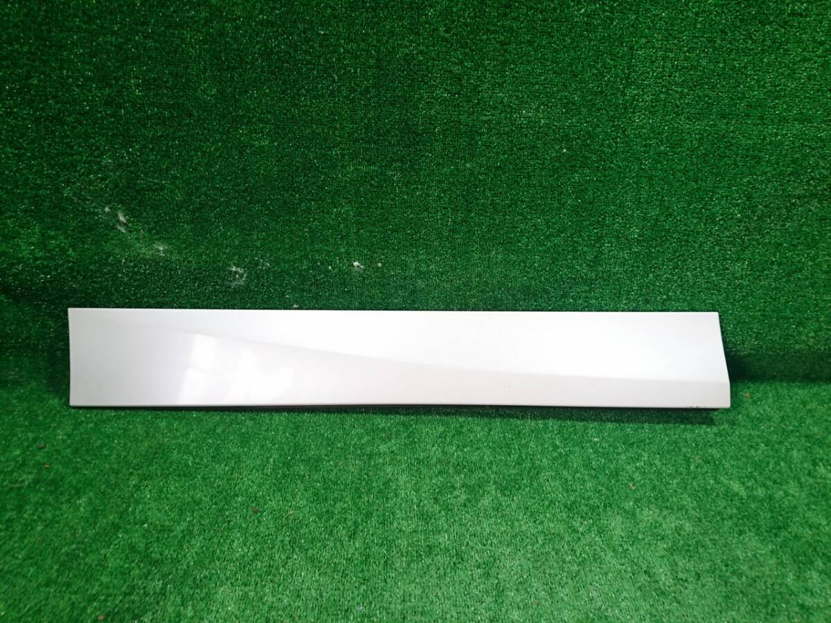 AGH40 アルファード 右リアドアロアパネル パール 76915-V2010(79341)拍卖