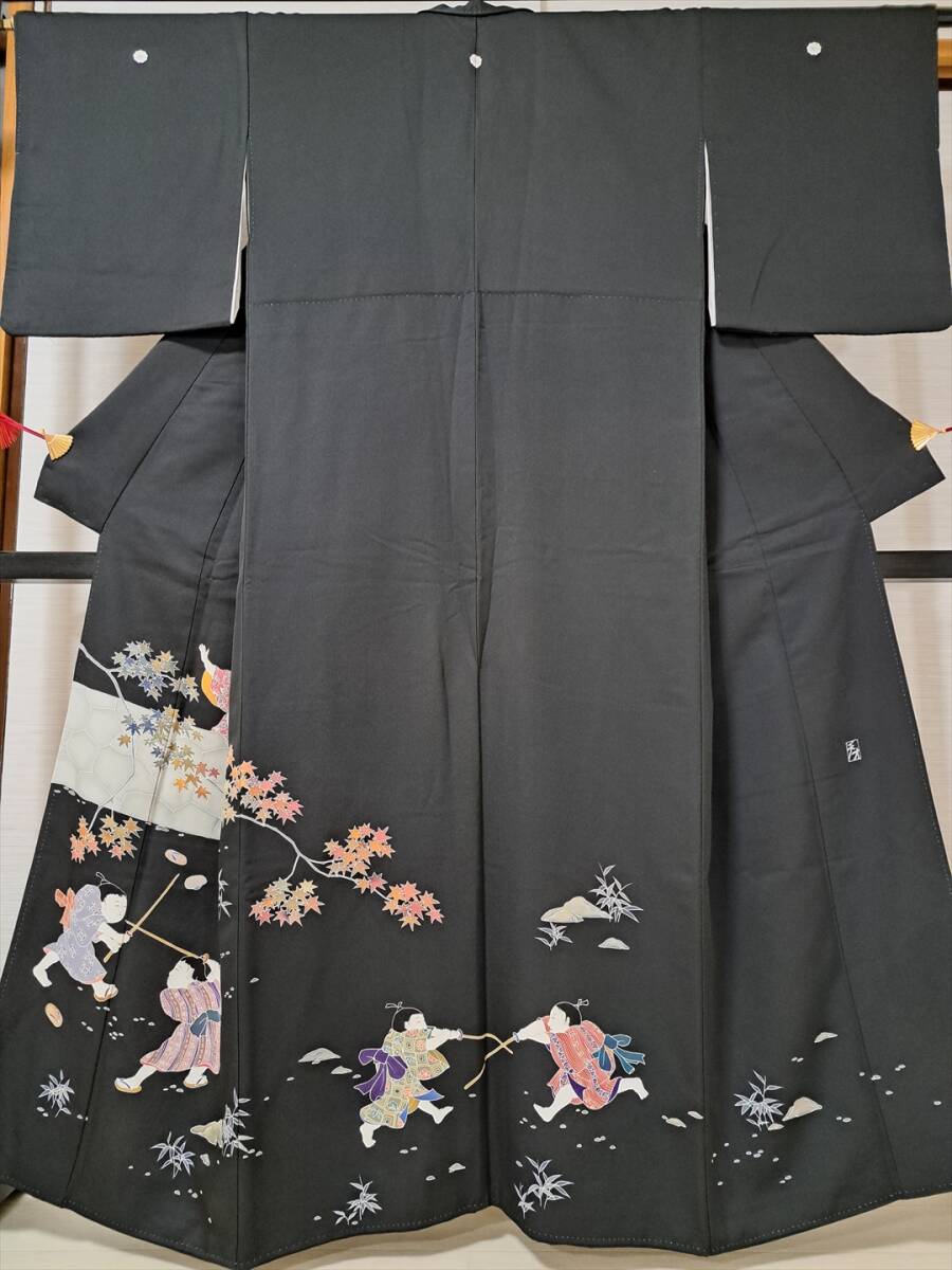 即決■着物の越田■裄65.5身丈163 正絹 黒留袖 比翼有り 袷 広衿 おだに武士 落款有り ゆったりサイズ 剣片喰 双◇ひ17R04拍卖