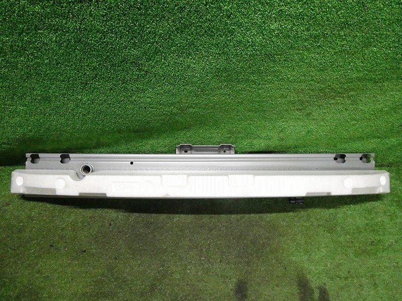 【A66387】◇ノート E12 フロント バンパーホースメント拍卖