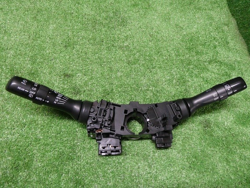 【A66560】プリウス ZVW30 コンビネーションスイッチ ディマースイッチ拍卖