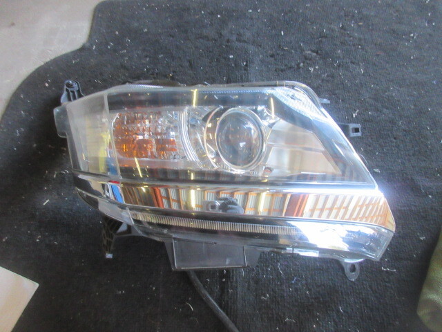 ★⑤R7G9017 JH1/N-WGN カスタム 純正ヘッドランプ右 右ライト 100-62161拍卖