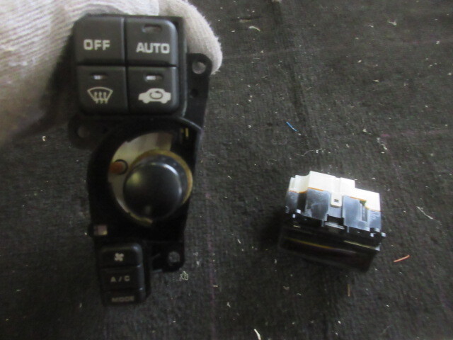 ★④R7A8331 EK3 シビック 純正エアコンパネル A/Cパネル D15B オートマ車 修理やストック等に拍卖