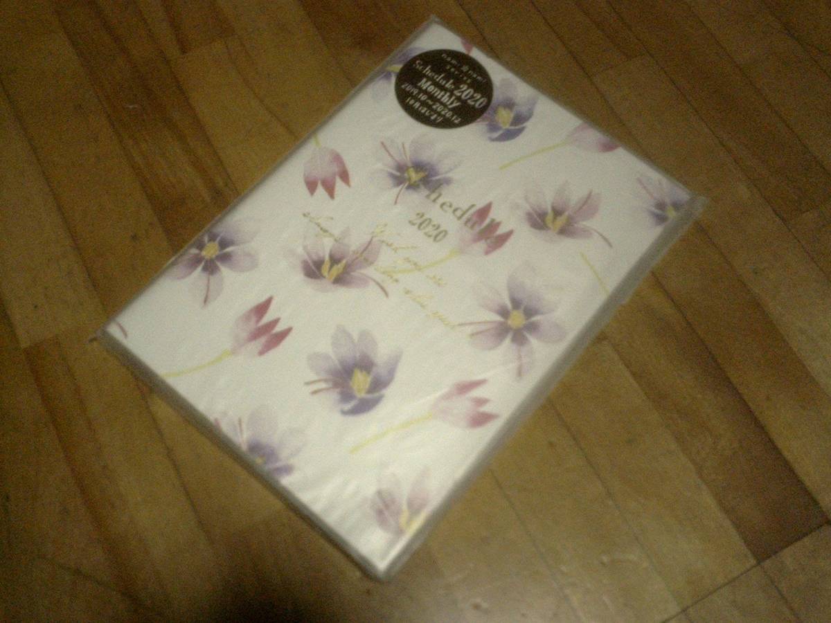 § 2020年 手帳 nami nami A6 マンスリー スケジュール帳 サフラン クローズピン イラスト拍卖