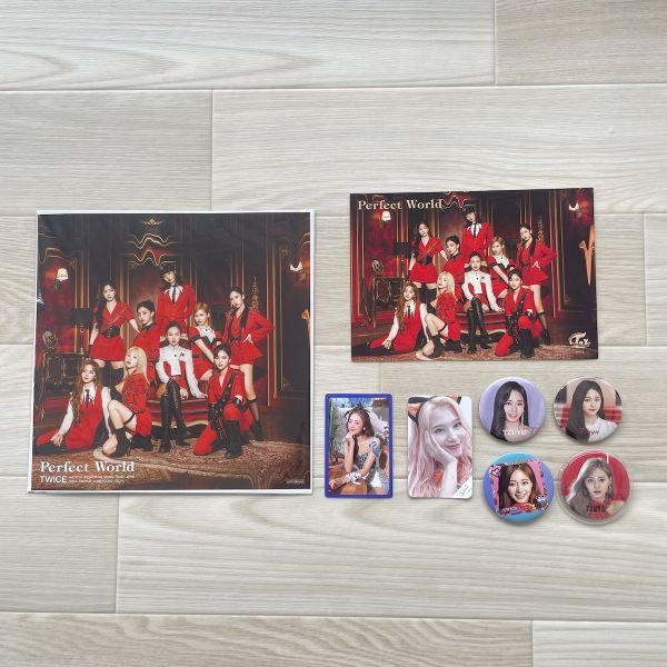 WWセールで検索 1円スタート 雑貨 ほぼ新品 TWICE ノベルティセット① ナヨン ジョンヨン ジヒョ ダヒョン チェヨン モモ サナ ミナ ツウィ拍卖