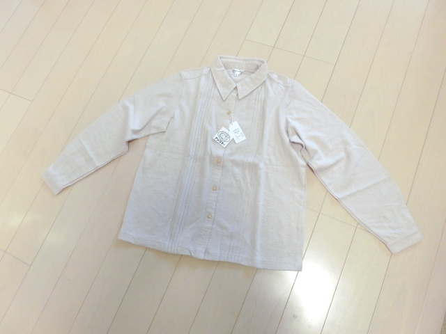 (タグ付)アンゴラ混 ウールブラウス 長袖拍卖