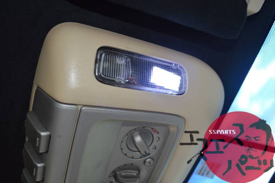 SSParts 助手席ルームランプレンズ 03年ナビゲーター パーツ販売車拍卖
