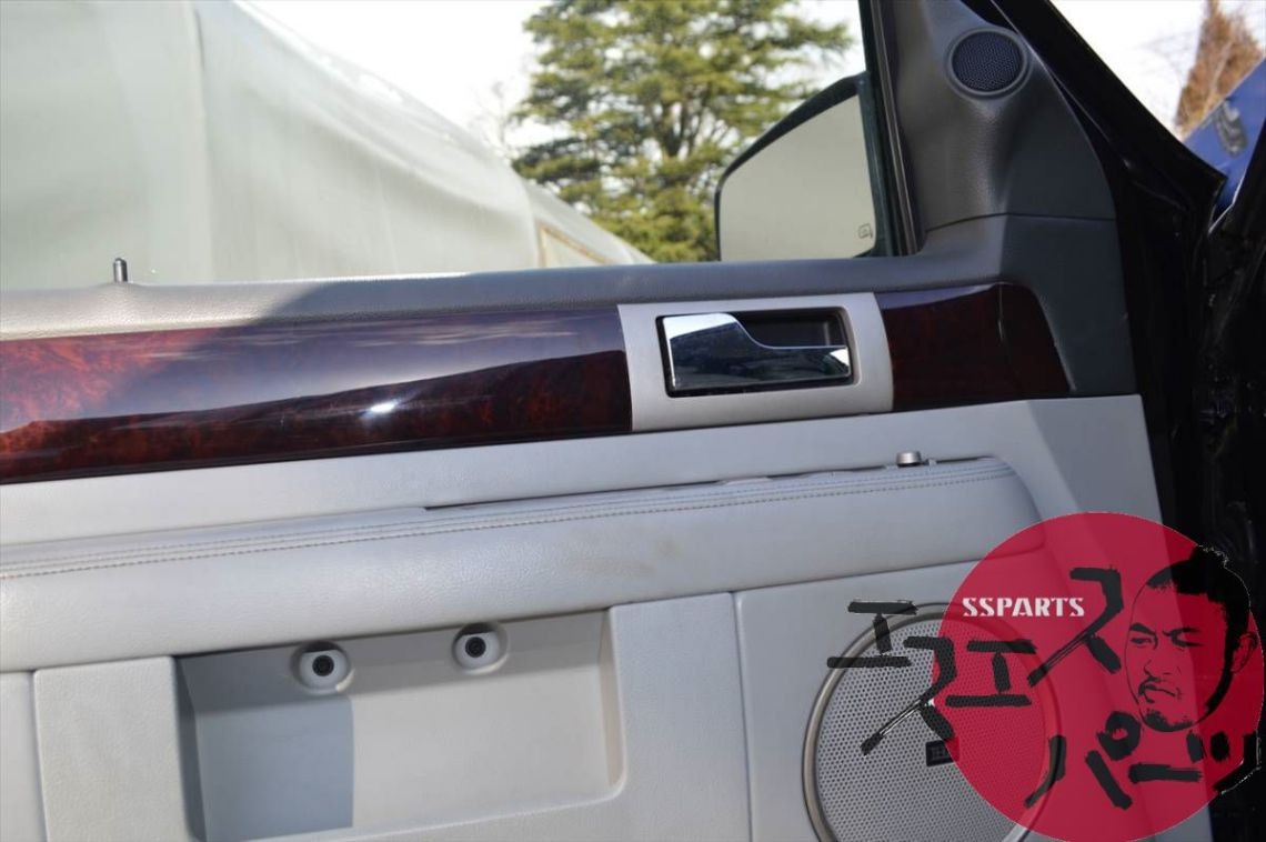 SSParts 運転席ドア内張り 06年ナビゲーター2WD グレー 部品取り車拍卖