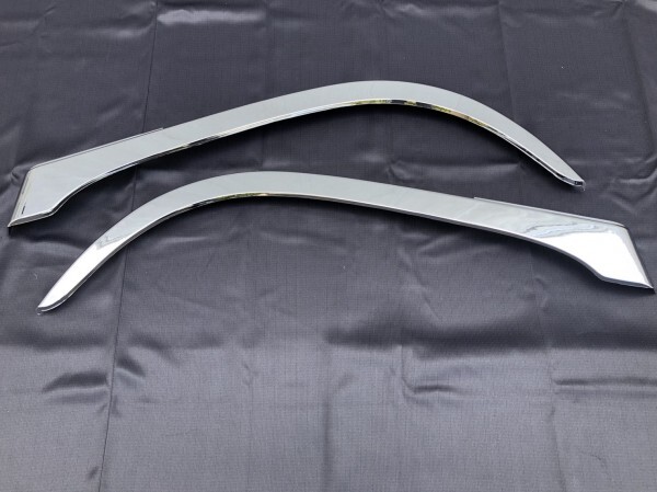 ● 新品:日野 レンジャープロ メッキ オーバーフェンダー 左右セット平成14年1月~17新型 【R-7】拍卖