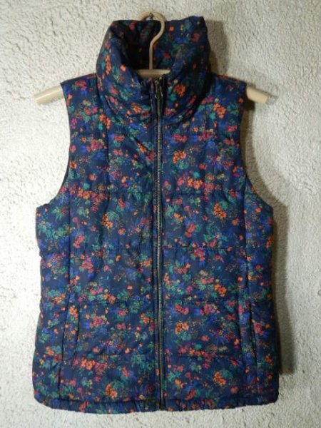 to7469 OLD NAVY オールド ネイビー レディース 花柄 総柄 ジップ 中綿 ベスト ジャケット 人気 裏起毛拍卖