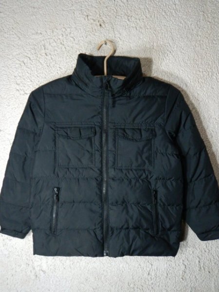 to7482 UNIQLO ユニクロ キッズ 130 ダウン ジャケット フード収納 デザイン 人気拍卖