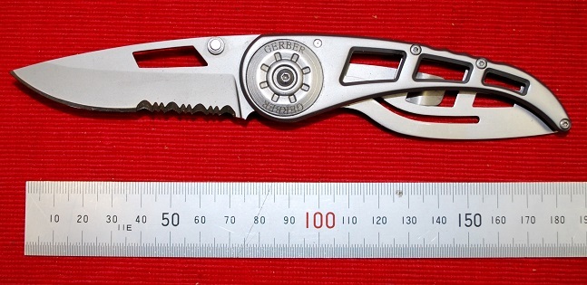 No.01613 GERBER-USA Ripstop ・フォルデングナイフ・Blade:7.5cm Closed:11cm拍卖