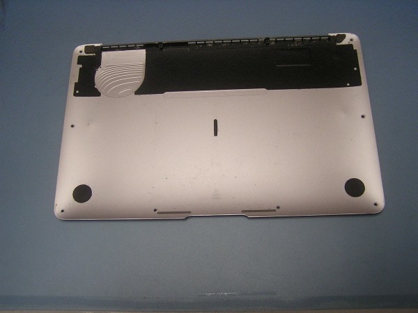 MACBOOK Air A1465 11-inch mid2012 等用 裏ふた拍卖
