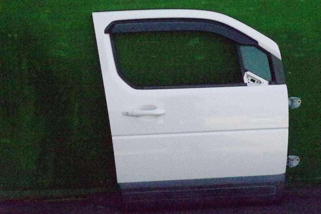 ホンダ クロスロード RT1 フロントドア 右 (NH624P ホワイトパール)拍卖