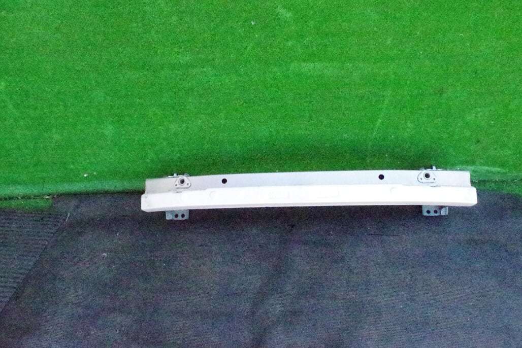 トヨタ オーリス NZE151H ホースメント拍卖