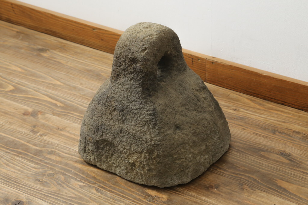 R-076736 和製アンティーク 当時の暮らしに思いを馳せる味わい深い馬繋石(うまつなぎいし、馬つなぎ石、重し石、重石、駒繋石)(R-076736)拍卖