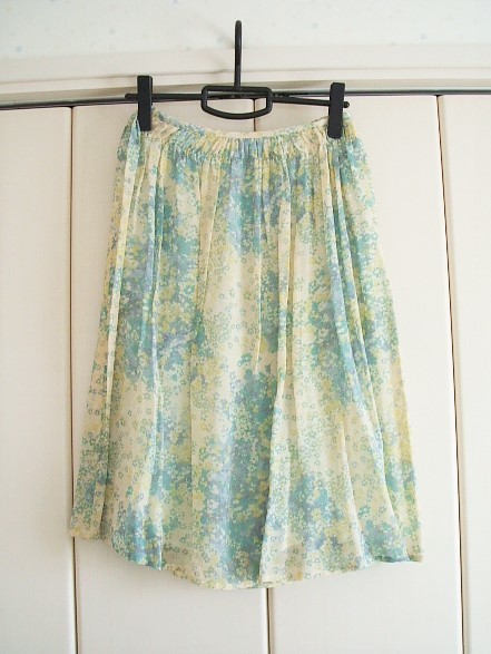 SCAPAスキャパ★シルクシフォン・花柄ギャザースカート拍卖