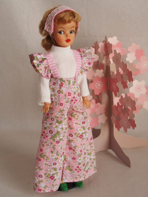 Doll Dressingハンドメイド タミーちゃんサイズお洋服セット人形/アウトフィット/衣装/花柄パンツ/ドレス/ニット/ドール服/トップス/レトロ拍卖