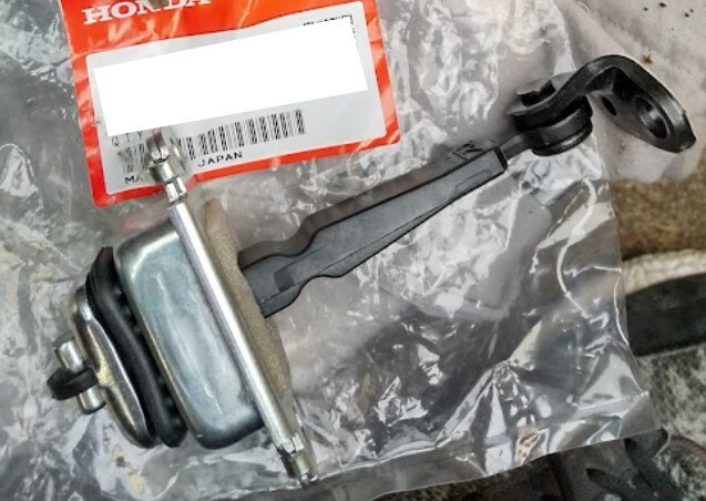 未使用 ホンダ 純正 ドアー チェッカーCOMP 右側 プレリュード BB5 BB6 BB7 BB8 S2000 AP1 AP2 HONDA Genuine PRELUDE door checker R拍卖