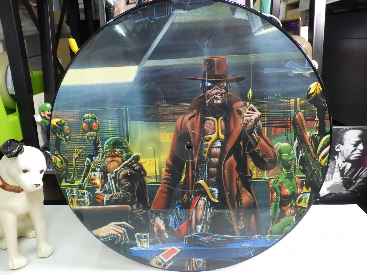 s|【'12inch picture vinyl, 45rpm, EMI, 12EMI5589, lmtd】IRON MAIDEN - Stranger In A Strange Land |アイアン・メイデン拍卖