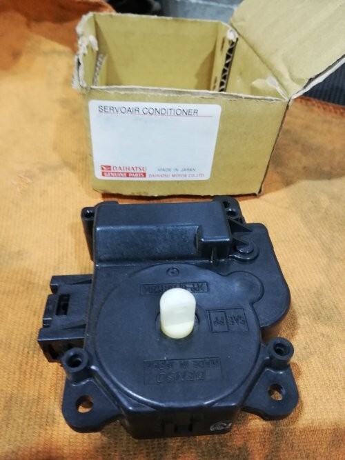 在庫希少!【未使用 ダイハツ 純正】ムーヴカスタム L150/160S 吹き出し口モード切替アクチュエーター拍卖