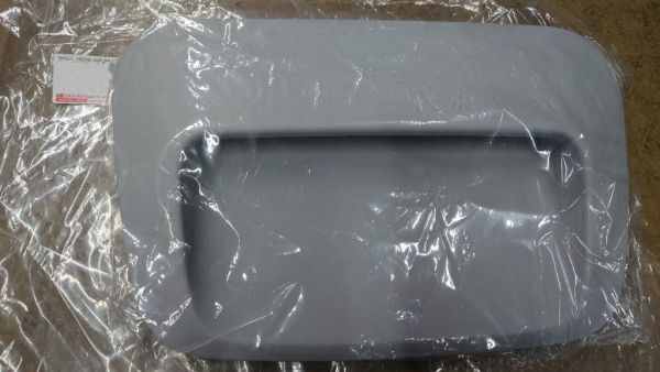 在庫希少!【未使用 ダイハツ 純正】ムーヴカスタム L900/910S フードパネルガーニッシュ ボンネットダクト 素地拍卖