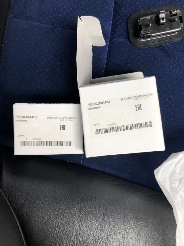 在庫希少!【未使用 スバル 純正】レガシィツーリングワゴン BP リアシートリクライニングボタン 左右セット拍卖