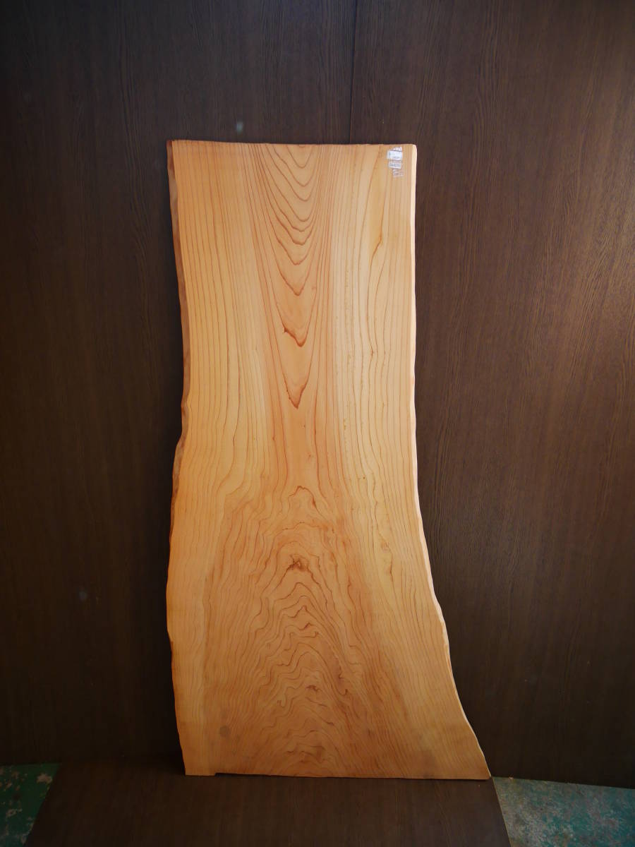 b0031921 杉●約1m21.5cm×38.5cm~64cm×厚1cm☆無垢板1枚板 木材 板 DIY 板材 天板 棚板 テーブル 看板 花台など種類豊富!拍卖