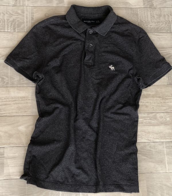 $$〜リピーター様特典割引有り◎爽やかグレー◎ストレッチ混◎アバクロンビー&フィッチ◎半袖ポロシャツ拍卖