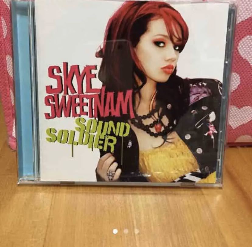 Skye Sweetnam 「Sound Soldier」拍卖