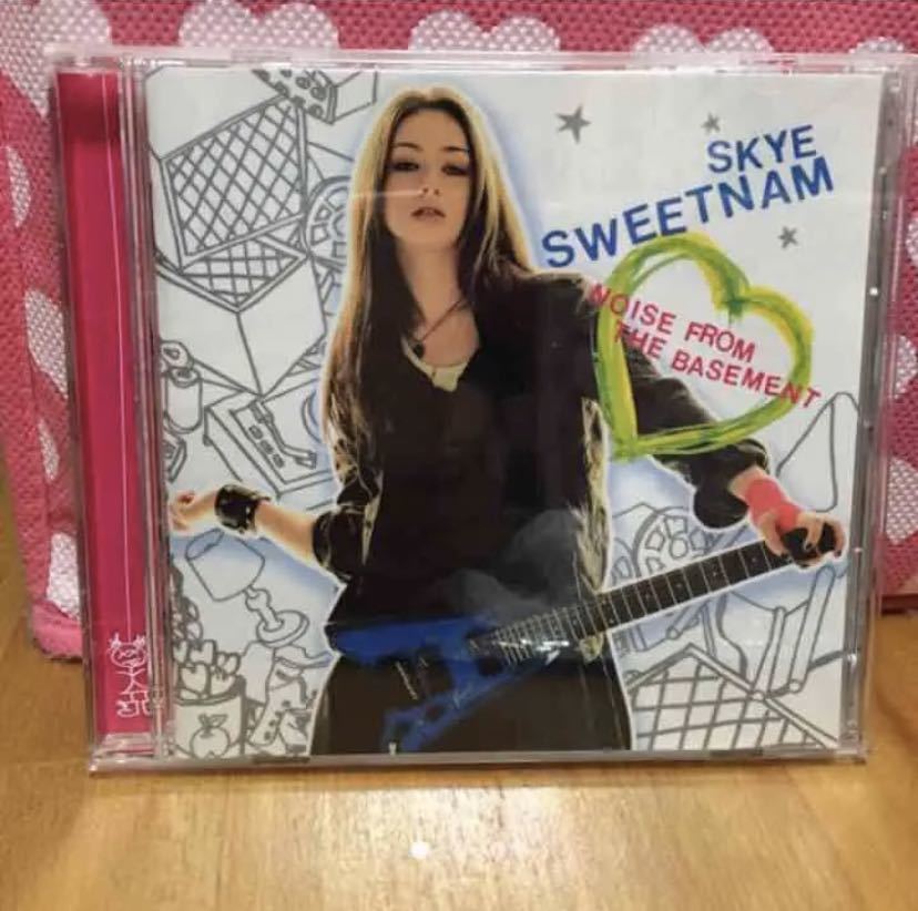 Skye Sweetnam 「Noise from the Basement」拍卖