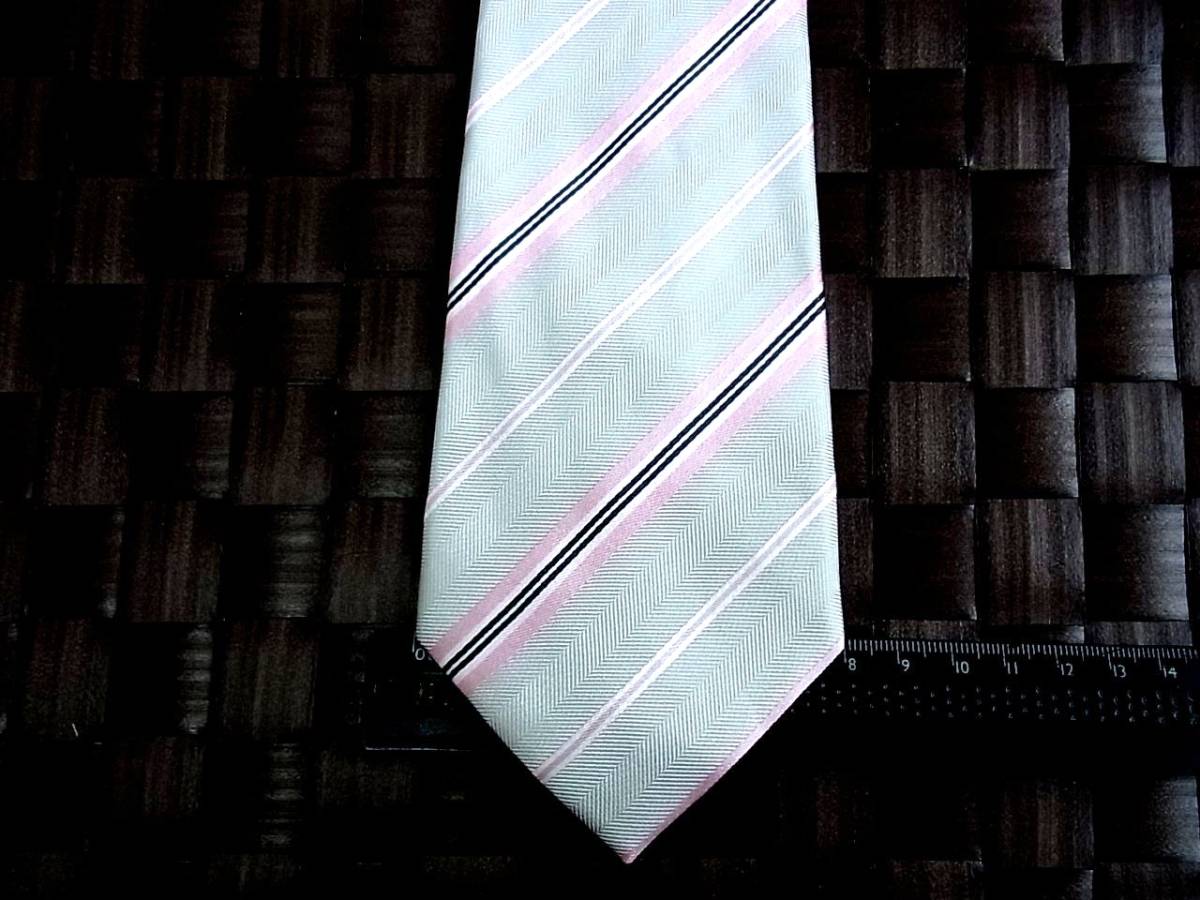 【特選】1039美品オリヒカ「ORIHICA」ネクタイ【人気の細ナロータイ】シルク100%拍卖